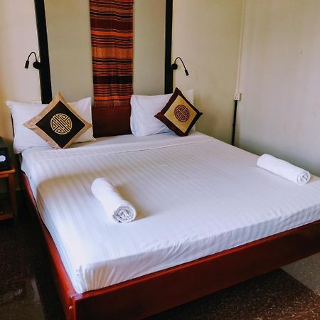 The Cashew Nut Villas Siem Reap Esterno foto
