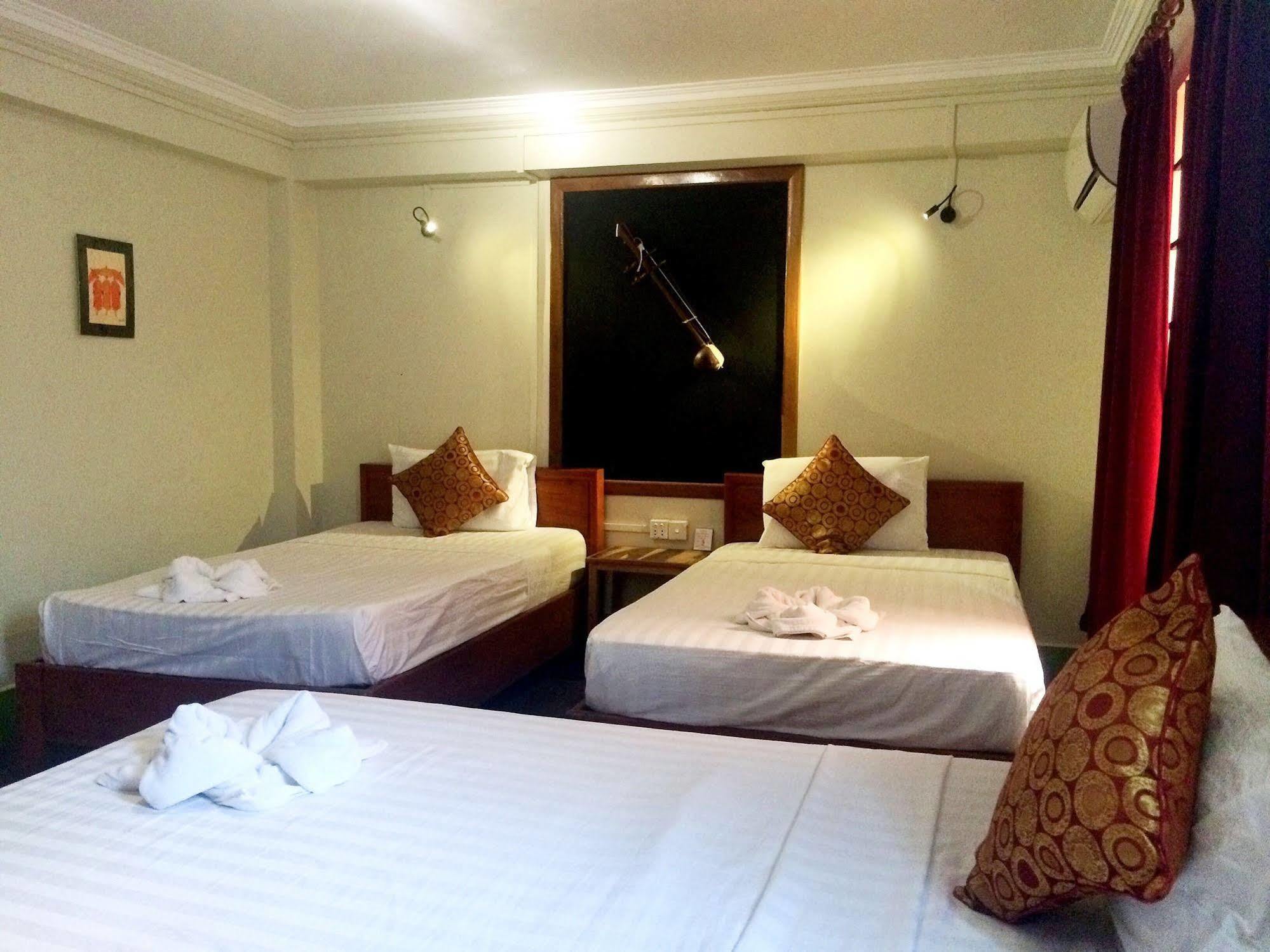The Cashew Nut Villas Siem Reap Esterno foto