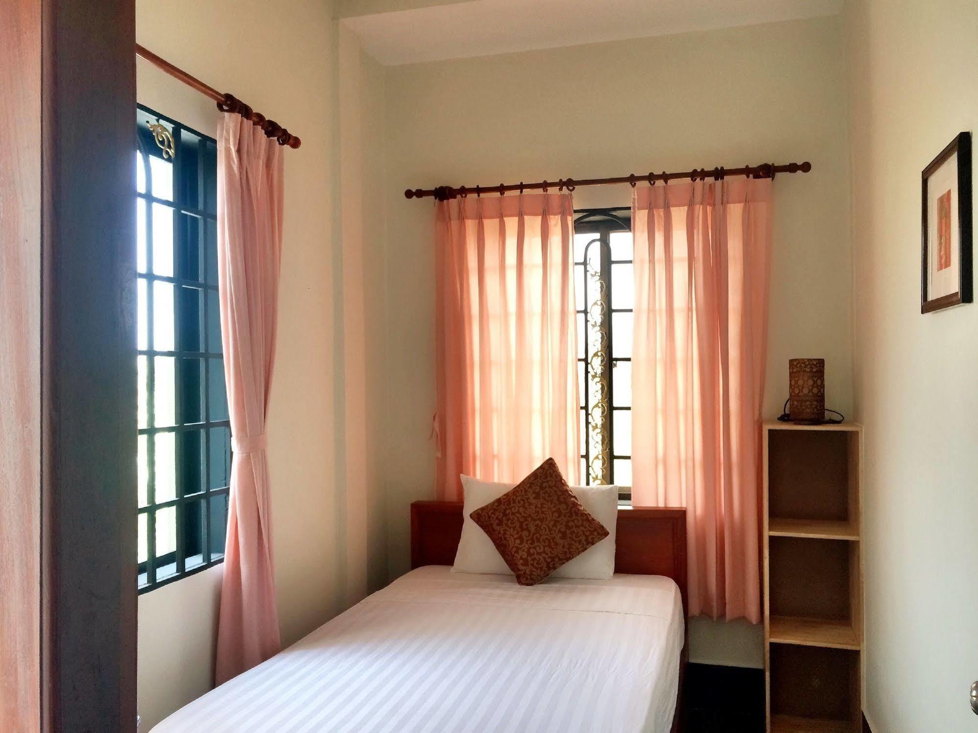 The Cashew Nut Villas Siem Reap Esterno foto