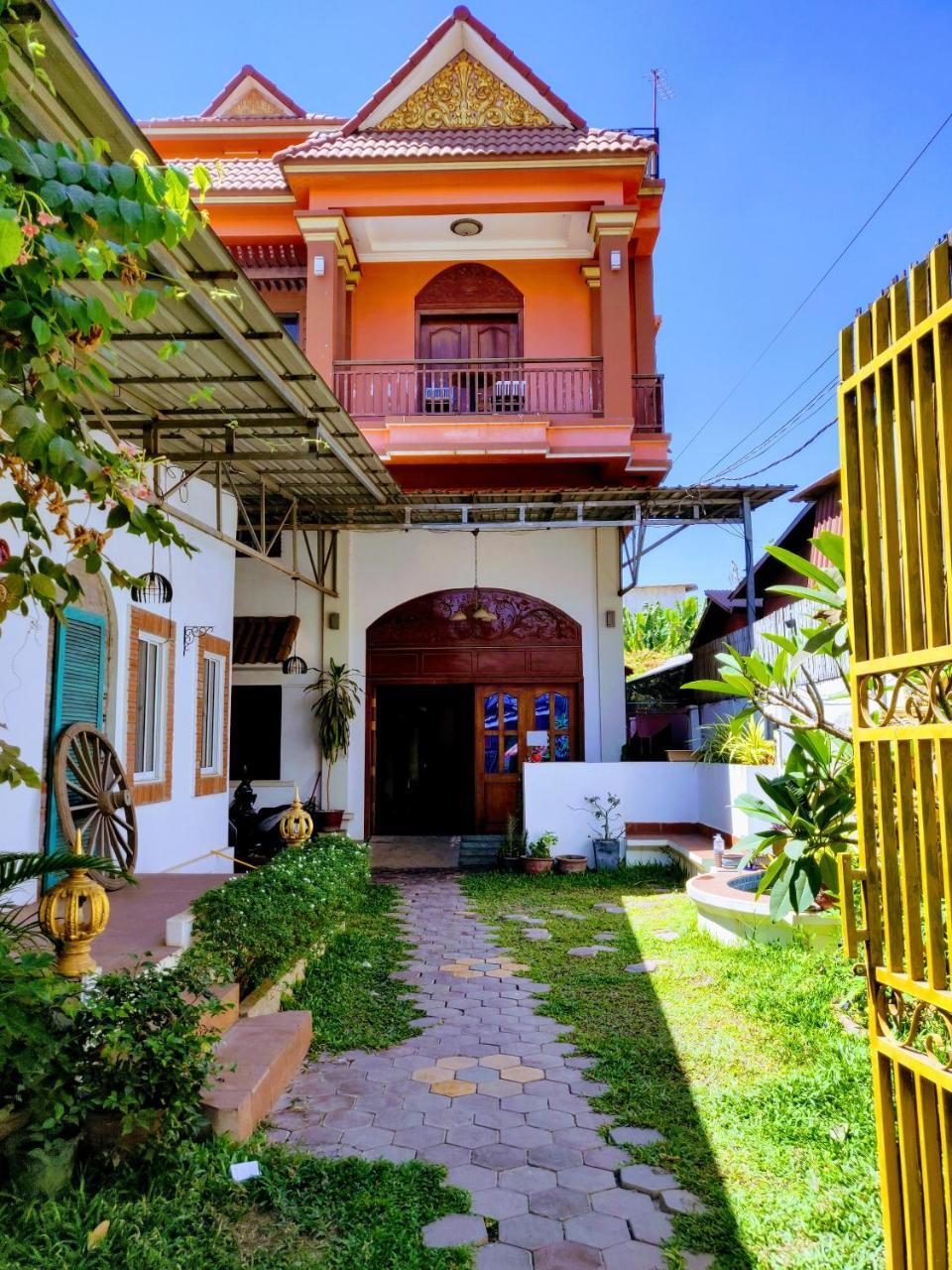 The Cashew Nut Villas Siem Reap Esterno foto